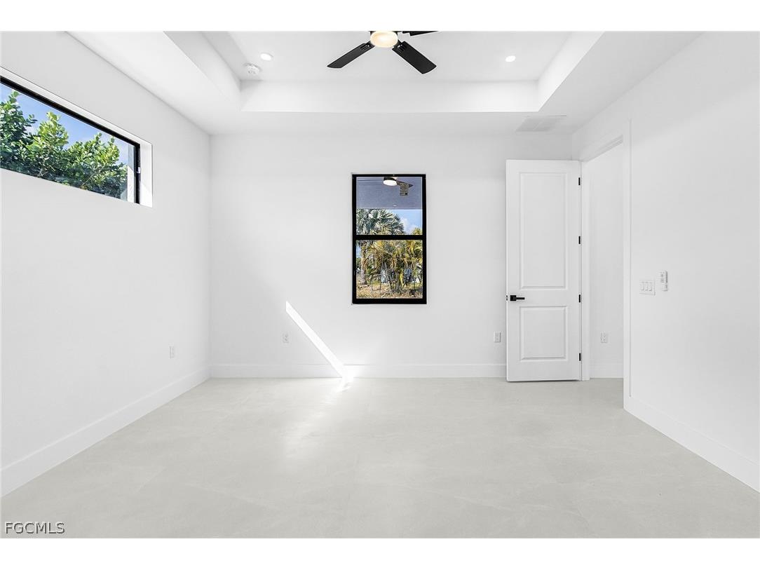 1102 NE 4th Place Cape Coral FL 33909 2026009151 image18