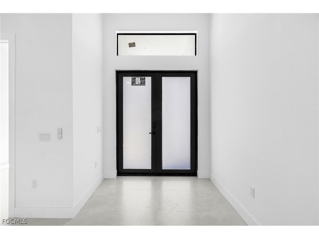 1102 NE 4th Place Cape Coral FL 33909 2026009151 image3