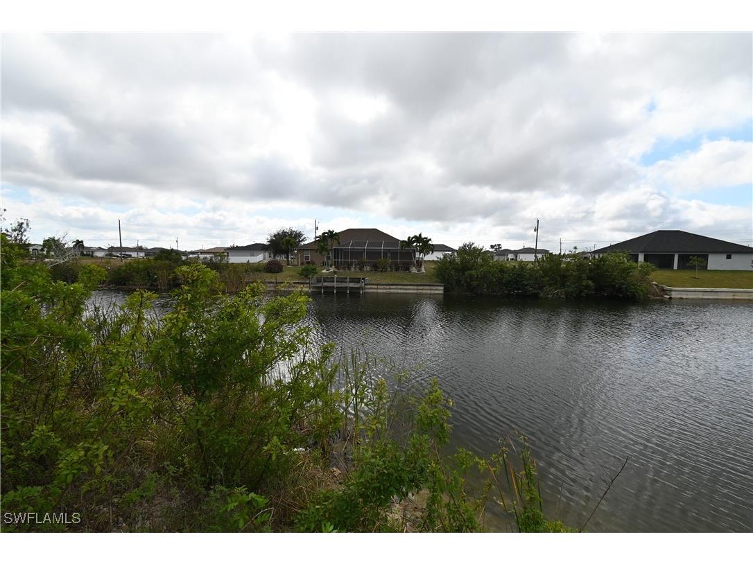 1102 NW 18th Terrace Cape Coral FL 33993 225018744 image1