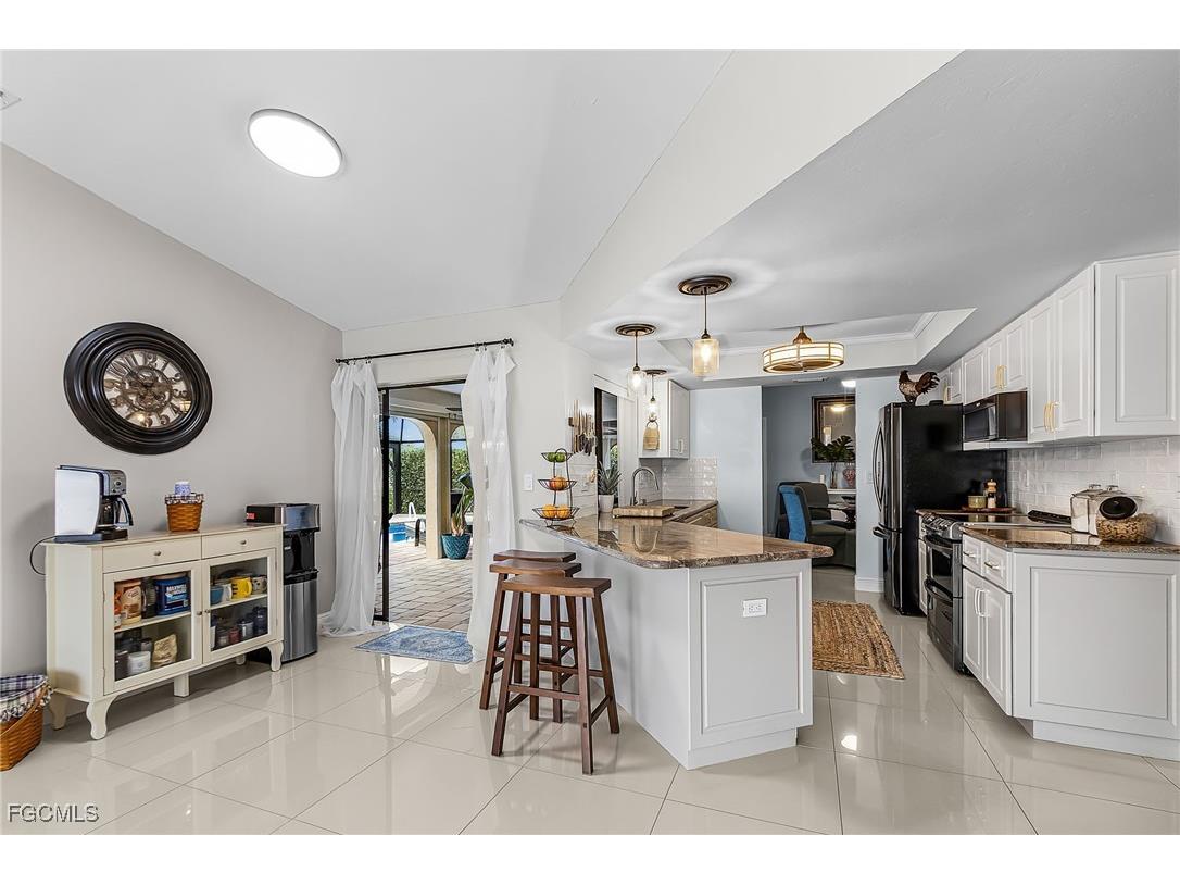 1102 SE 21st Avenue Cape Coral FL 33990 2026002181 image10