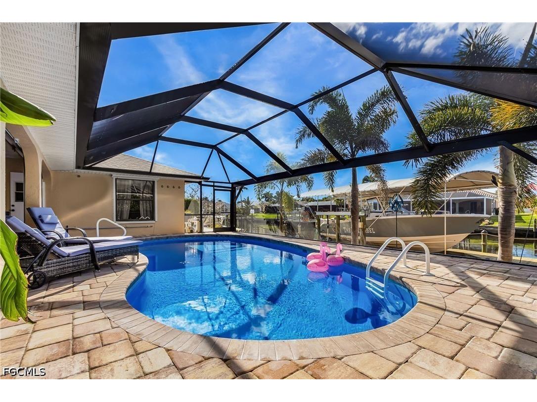 1102 SE 21st Avenue Cape Coral FL 33990 2026025302 image5