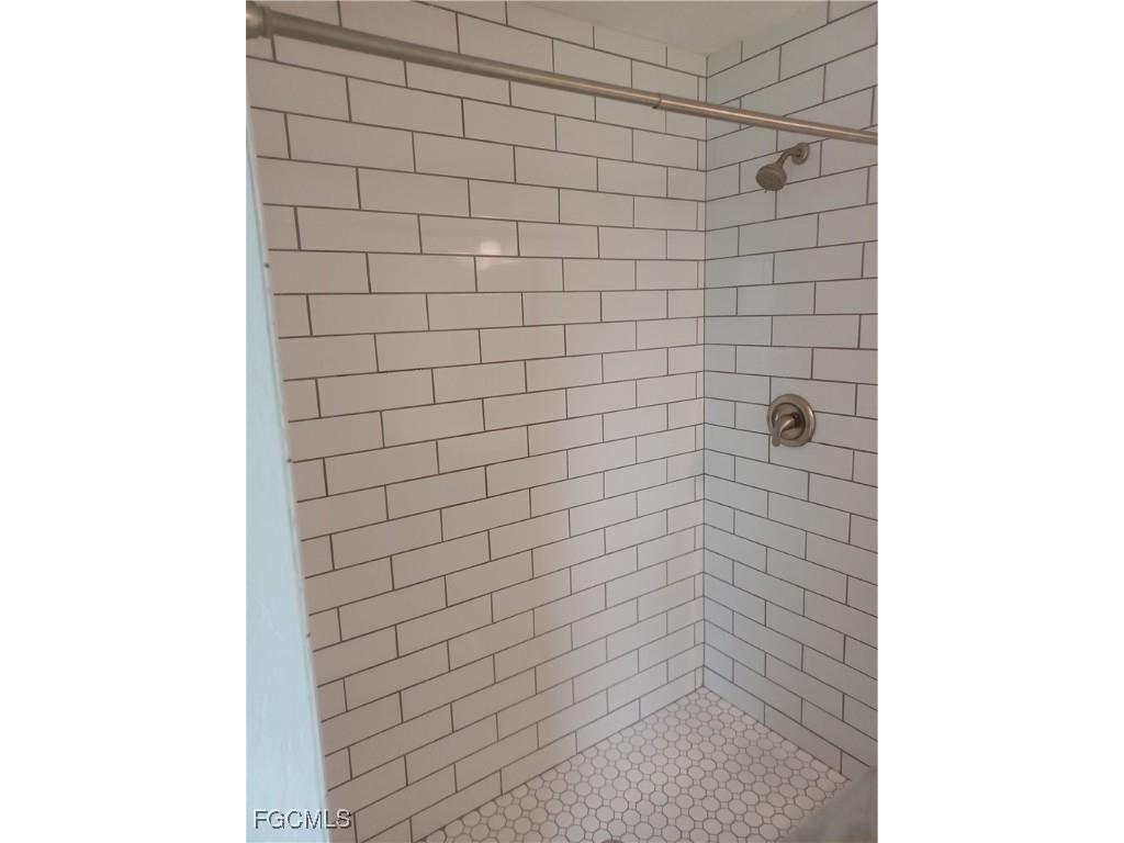 1102 SW 15th Terrace Cape Coral FL 33991 2025001713 image10