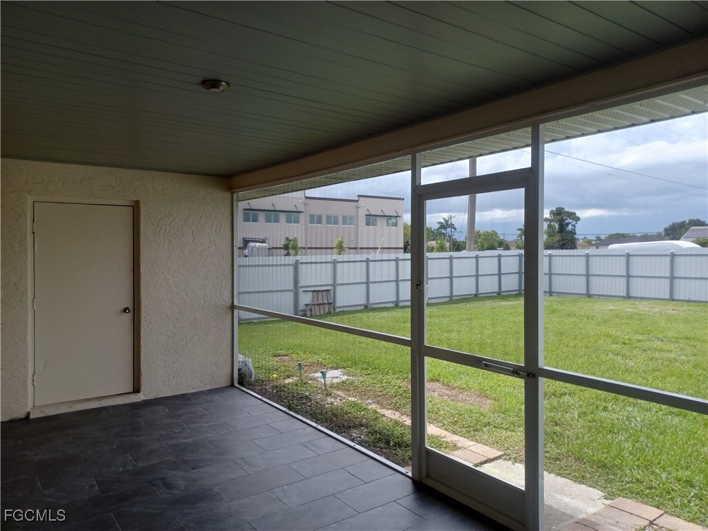 1102 SW 15th Terrace Cape Coral FL 33991 2025001713 image15