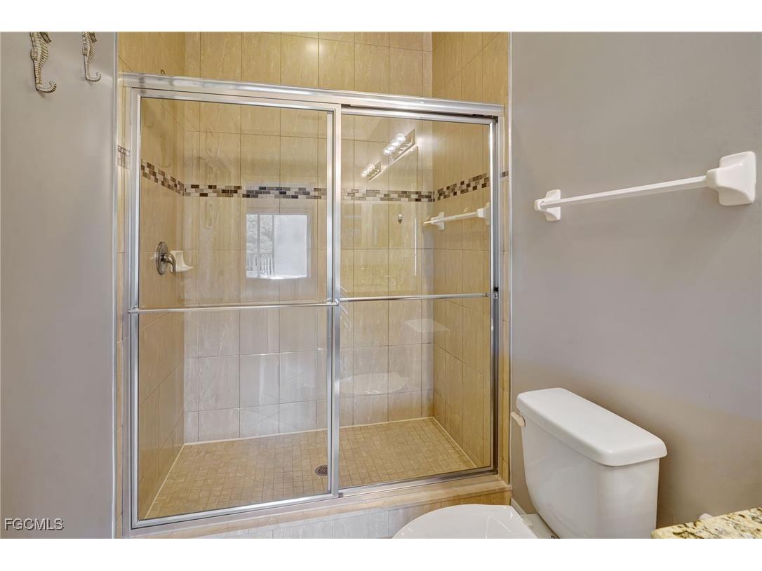 1102 Winding Pines Circle #205 Cape Coral FL 33909 2025014779 image19