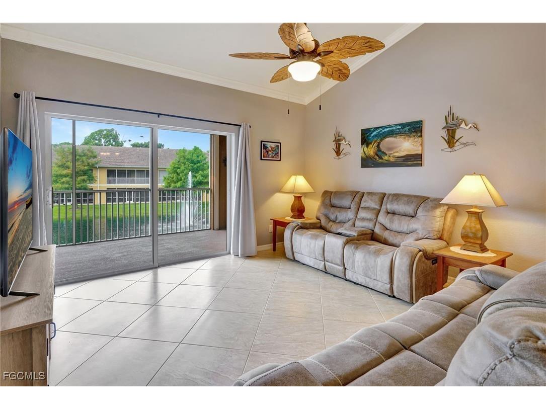 1102 Winding Pines Circle #205 Cape Coral FL 33909 2025014779 image5