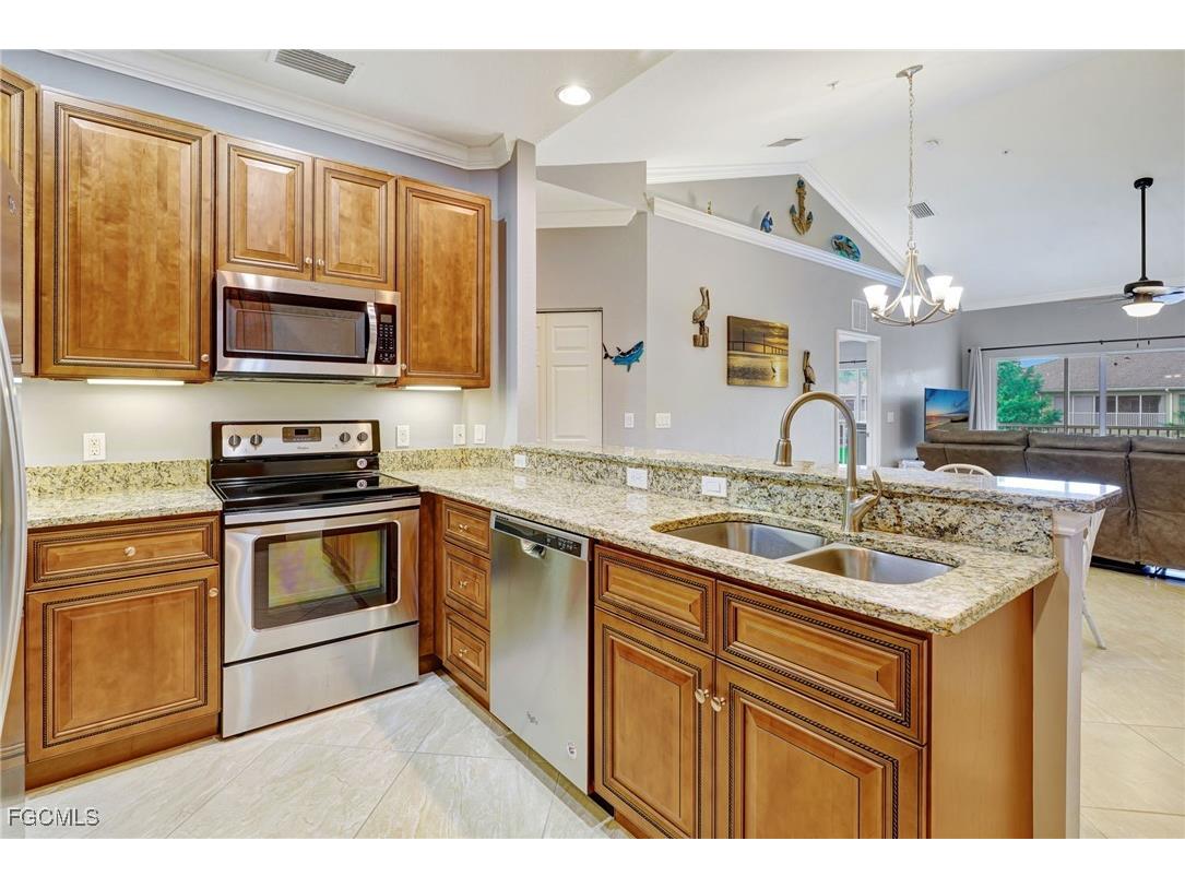 1102 Winding Pines Circle #205 Cape Coral FL 33909 2025014779 image8