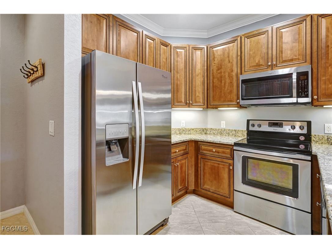 1102 Winding Pines Circle #205 Cape Coral FL 33909 2025014779 image9