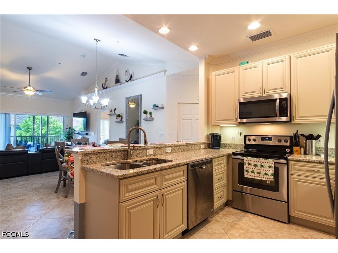 1102 Winding Pines Circle #206 Cape Coral FL 33909 2026020544 image14