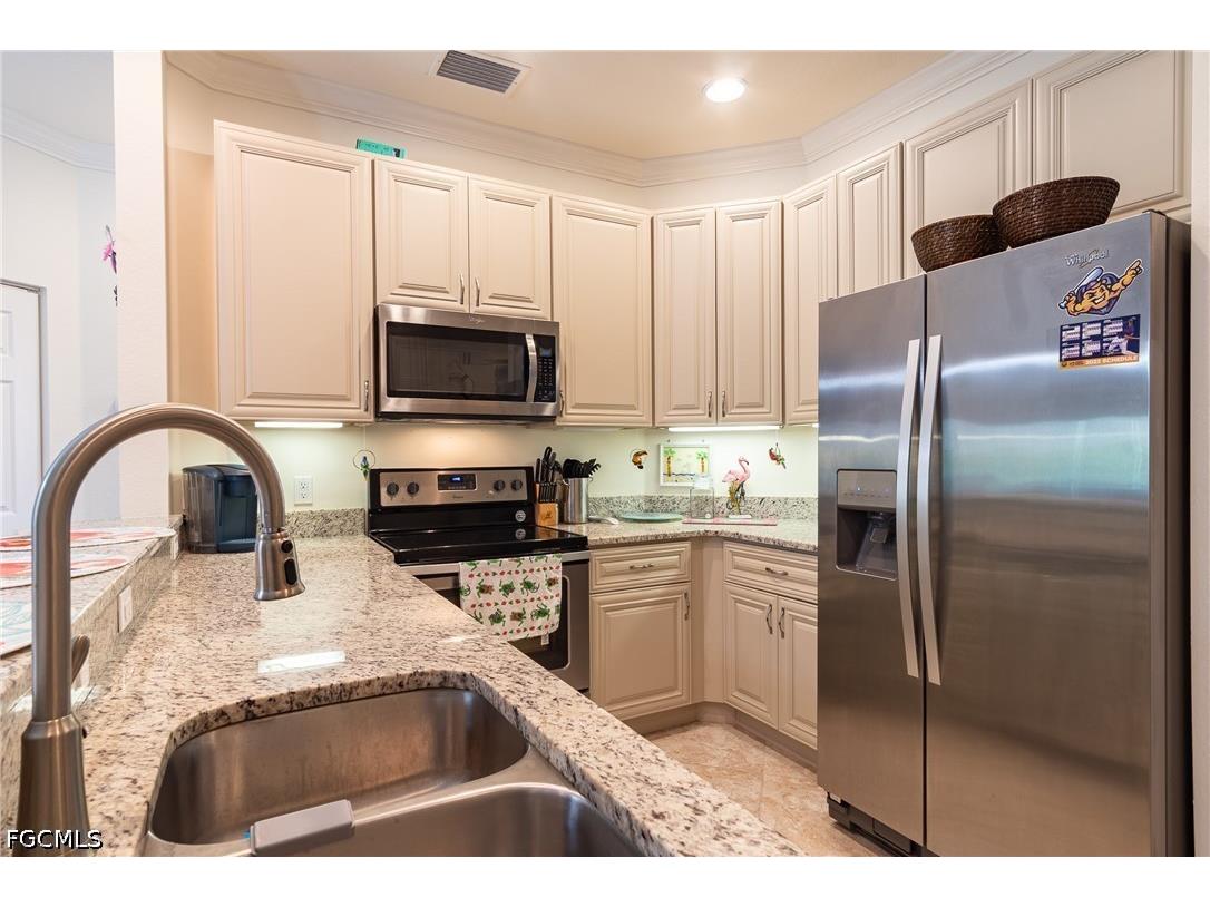 1102 Winding Pines Circle #206 Cape Coral FL 33909 2026020544 image16