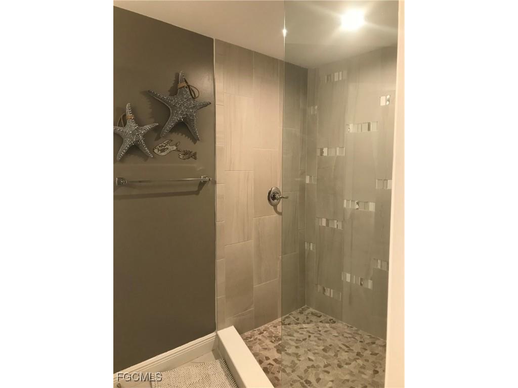 11021 Gulf Reflections Drive #101 Fort Myers FL 33908 2025001751 image19