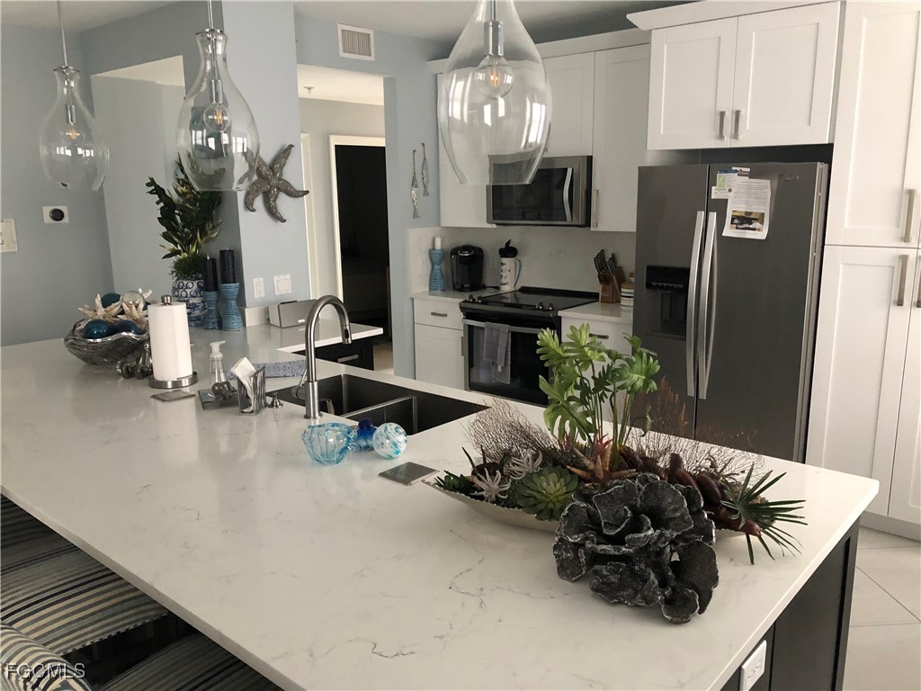 11021 Gulf Reflections Drive #101 Fort Myers FL 33908 2025001751 image9