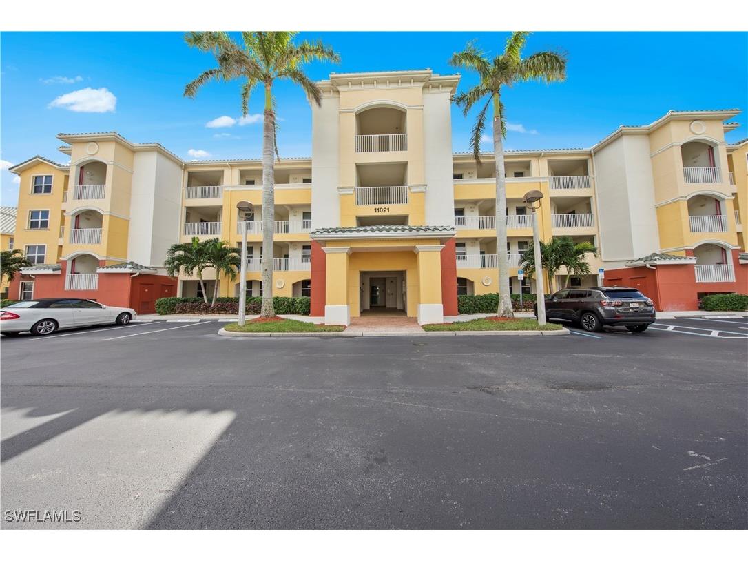 11021 Gulf Reflections Drive #303 Fort Myers FL 33908 225055574 image1