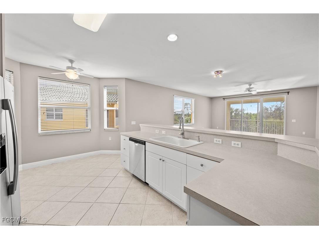 11021 Gulf Reflections Drive #B301 Fort Myers FL 33908 2025011621 image17