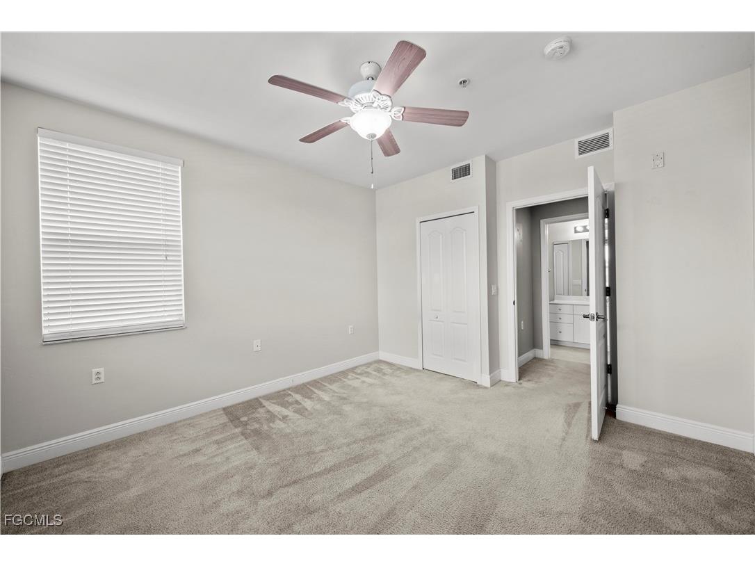 11021 Gulf Reflections Drive #B301 Fort Myers FL 33908 2025011621 image30