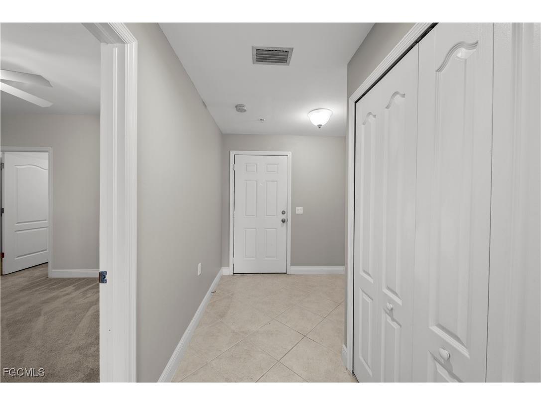 11021 Gulf Reflections Drive #B301 Fort Myers FL 33908 2025011621 image4