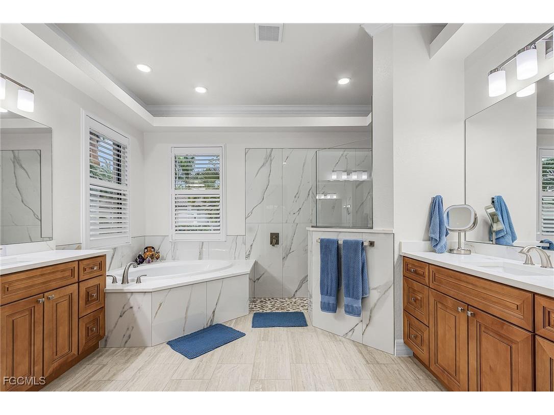 11027 Longwing Drive Fort Myers FL 33912 2025017228 image13