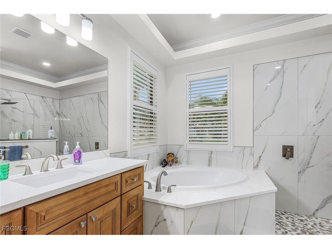 11027 Longwing Drive Fort Myers FL 33912 2025017228 image14