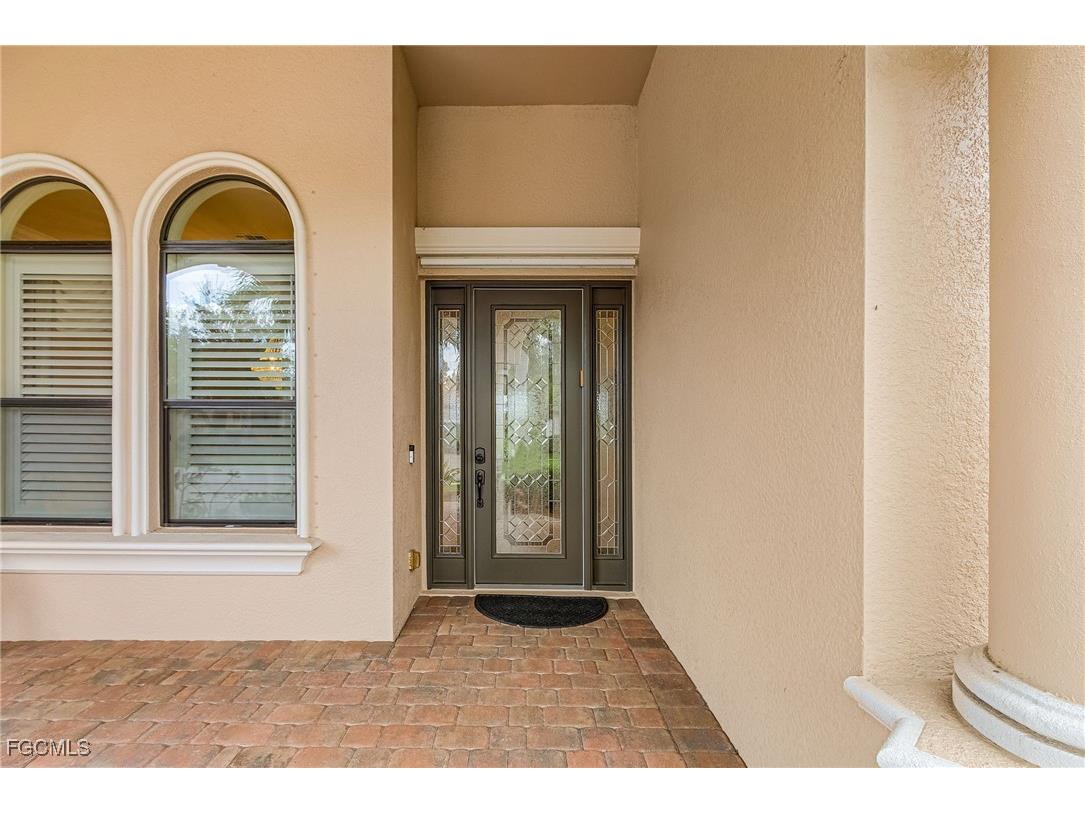 11027 Longwing Drive Fort Myers FL 33912 2025017228 image4