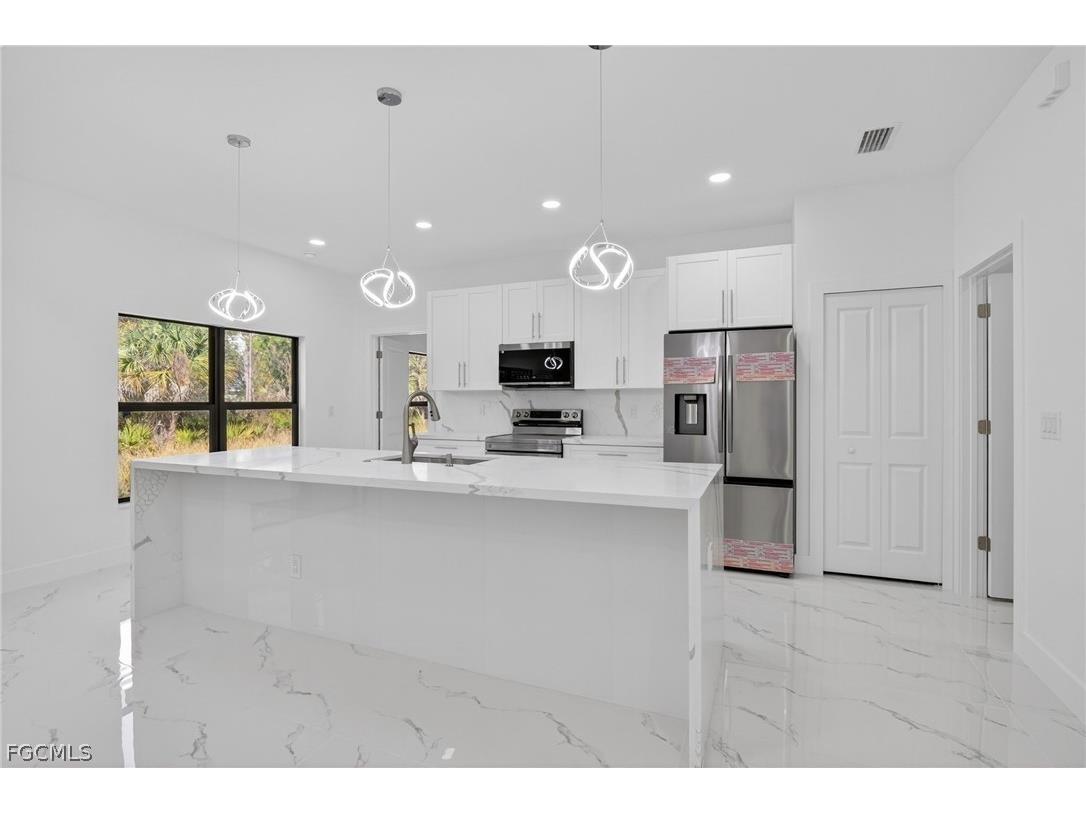 1103 E 7th Street Lehigh Acres FL 33972 2026008300 image16