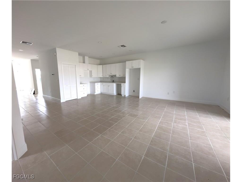 1103 Harold Avenue S Lehigh Acres FL 33973 2025007635 image20