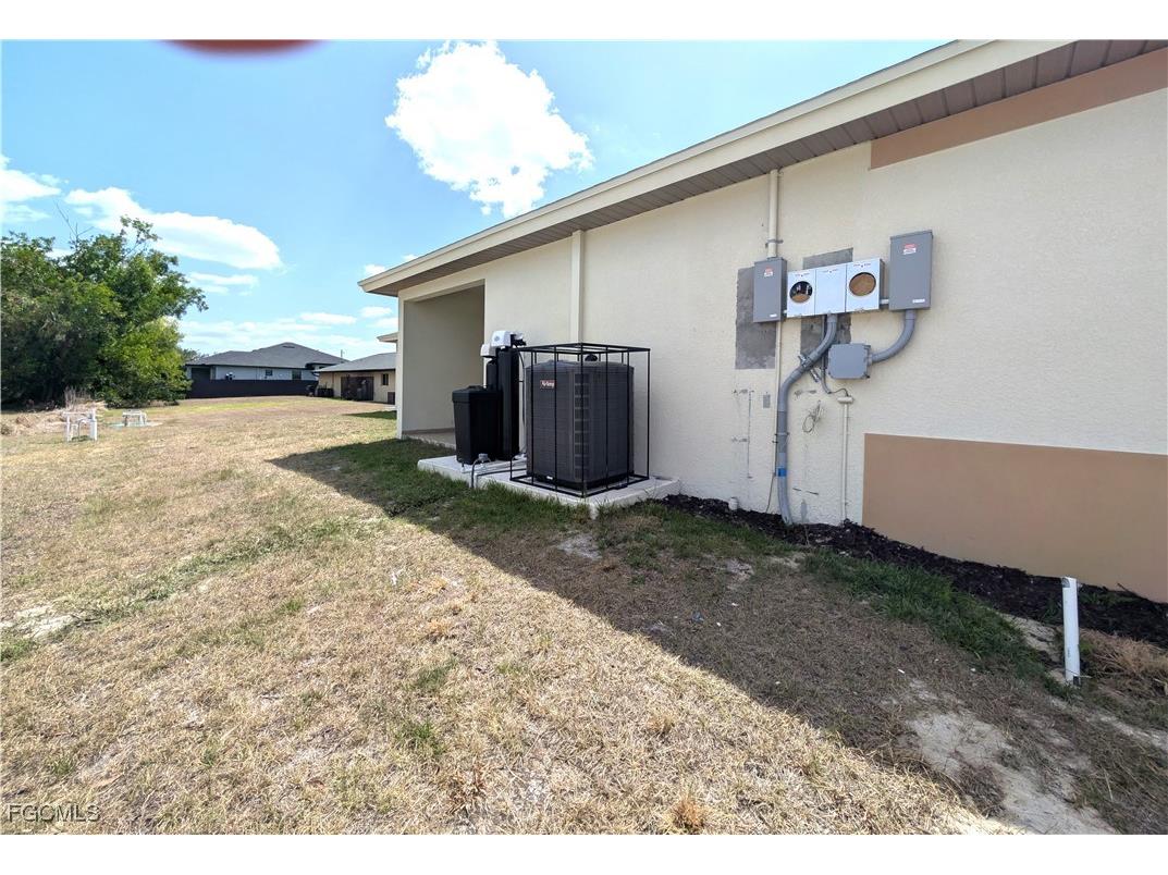 1103 Harold Avenue S Lehigh Acres FL 33973 2025007635 image7