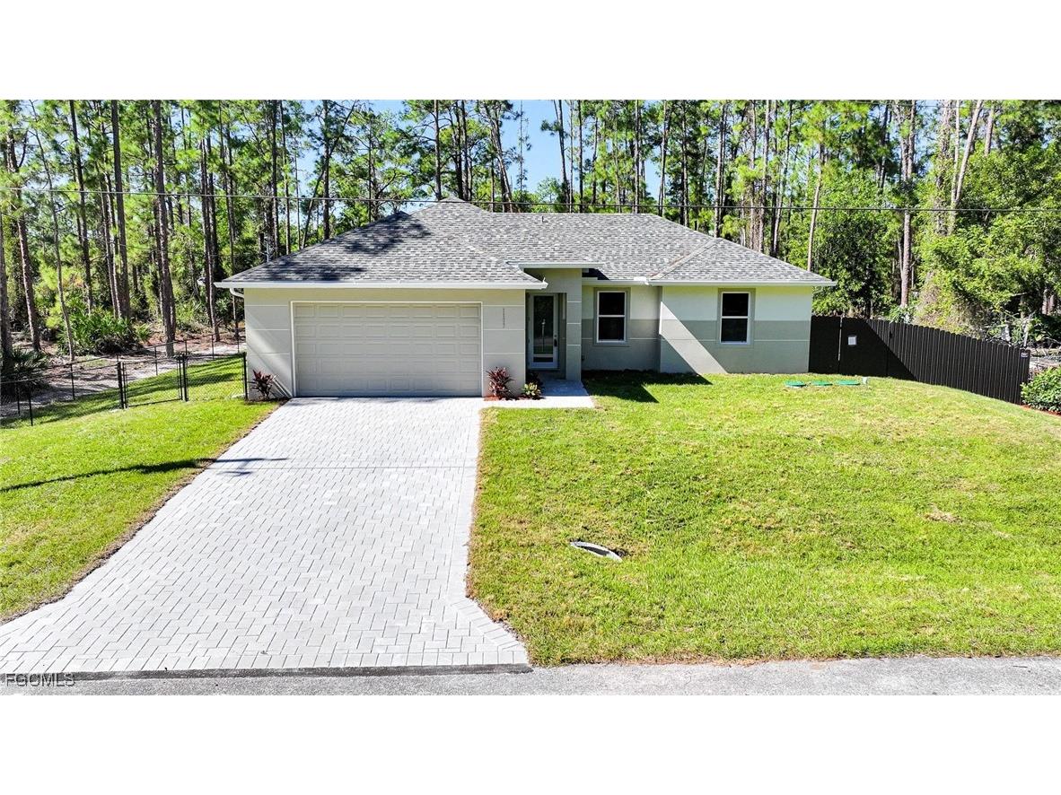 1103 North Avenue Lehigh Acres FL 33972 2025022014 image1