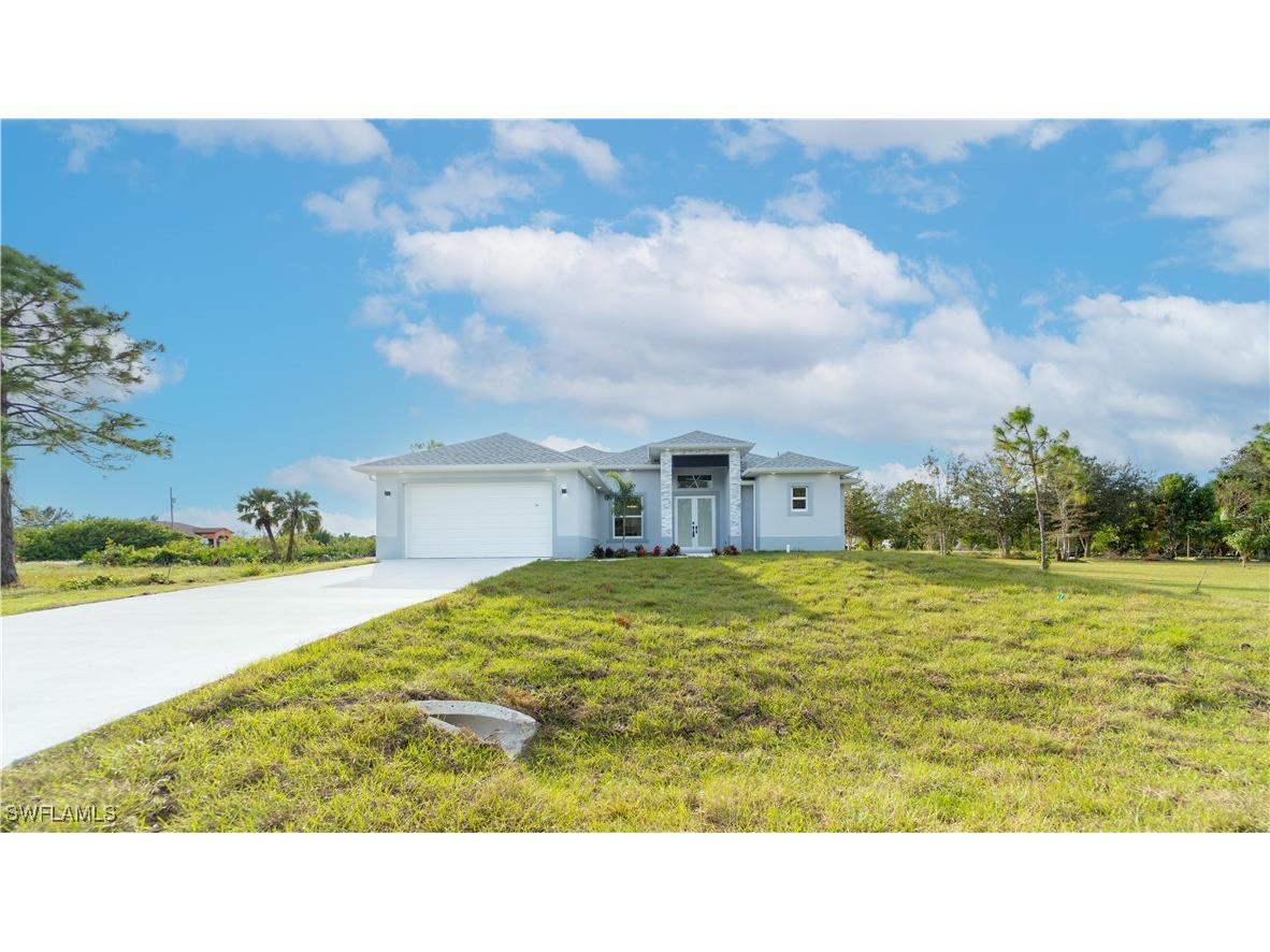 1103 Pine Avenue Lehigh Acres FL 33972 224084087 image1