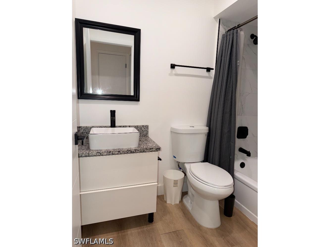 1103 SE 8th Terrace #B Cape Coral FL 33990 226019906 image3