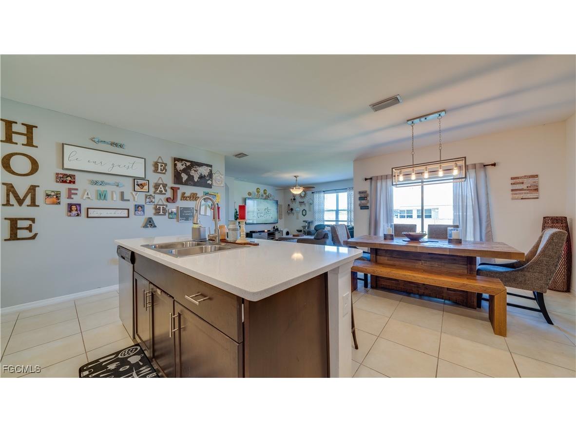 1103 SW 47th Street Cape Coral FL 33914 2025019900 image11