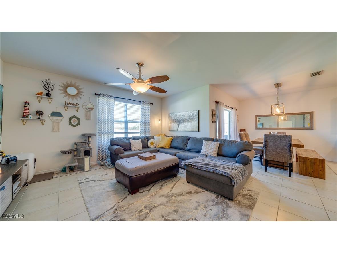 1103 SW 47th Street Cape Coral FL 33914 2025019900 image15