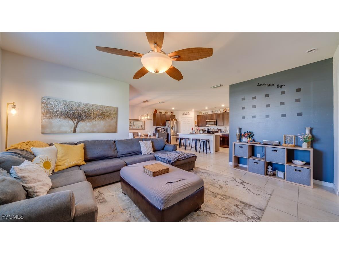 1103 SW 47th Street Cape Coral FL 33914 2025019900 image16