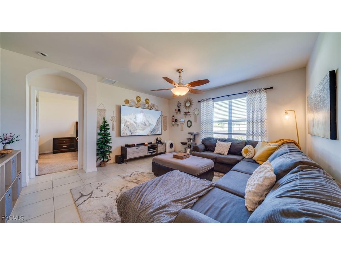 1103 SW 47th Street Cape Coral FL 33914 2025019900 image17