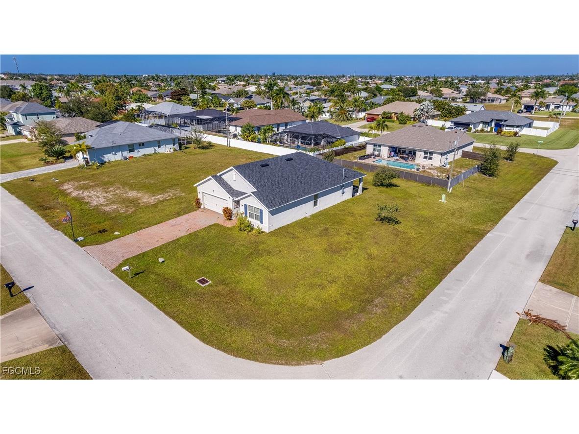 1103 SW 47th Street Cape Coral FL 33914 2025019900 image29