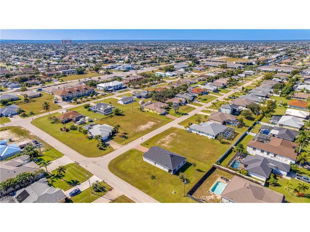 1103 SW 47th Street Cape Coral FL 33914 2025019900 image30