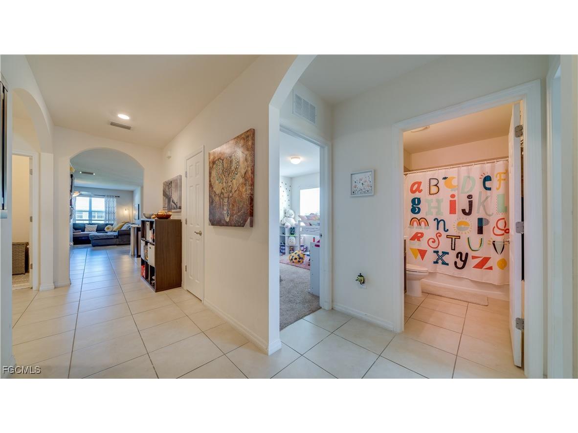 1103 SW 47th Street Cape Coral FL 33914 2025019900 image5