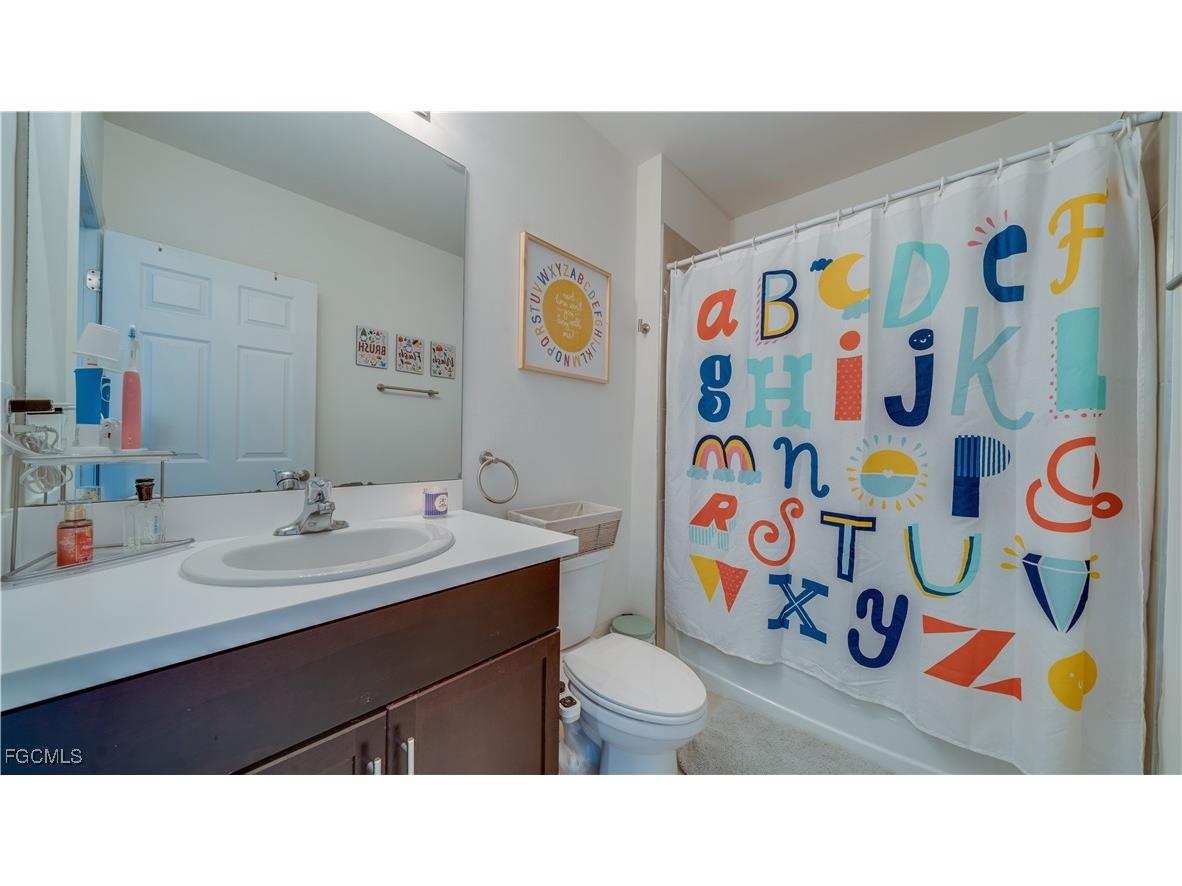 1103 SW 47th Street Cape Coral FL 33914 2025019900 image8