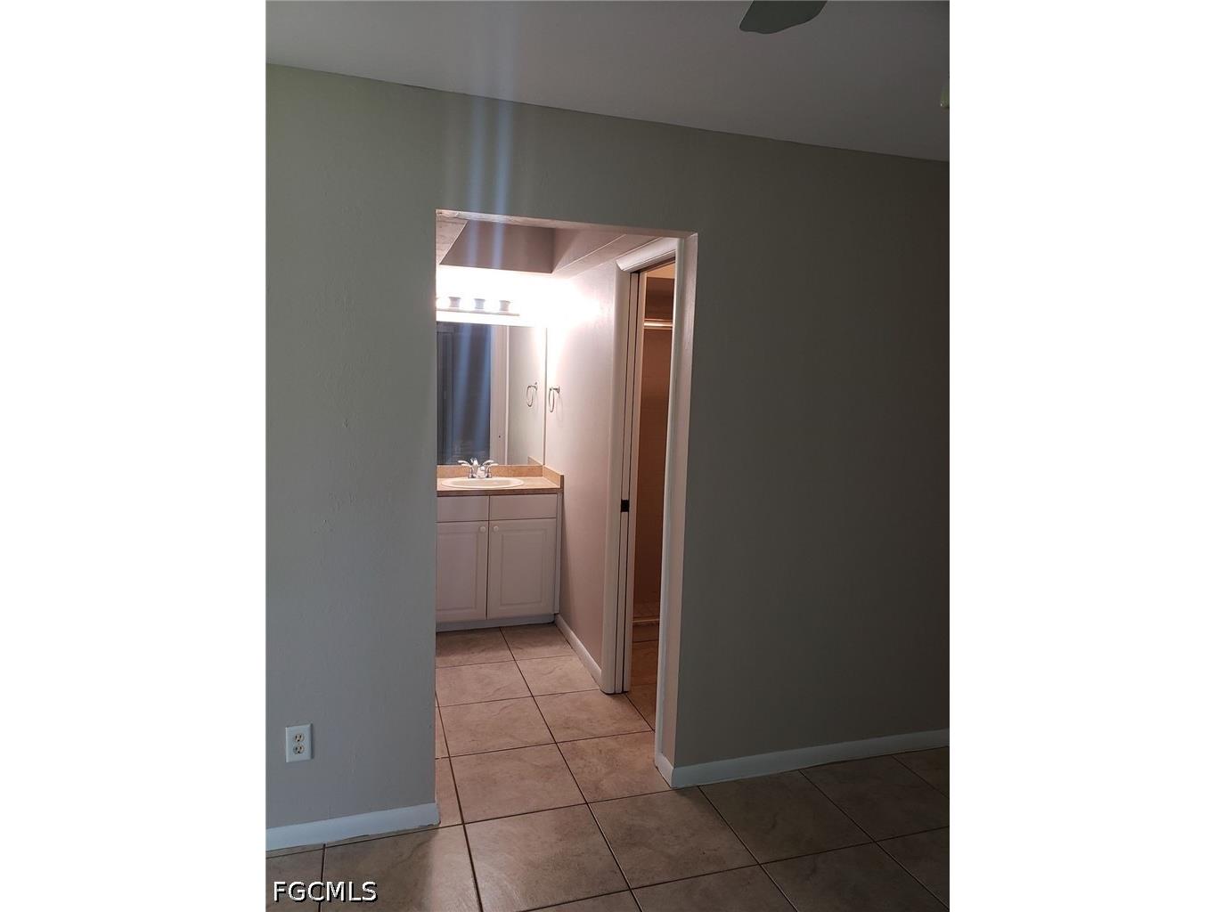1101 SW 48th Terrace Cape Coral FL 33914 2026022450 image11