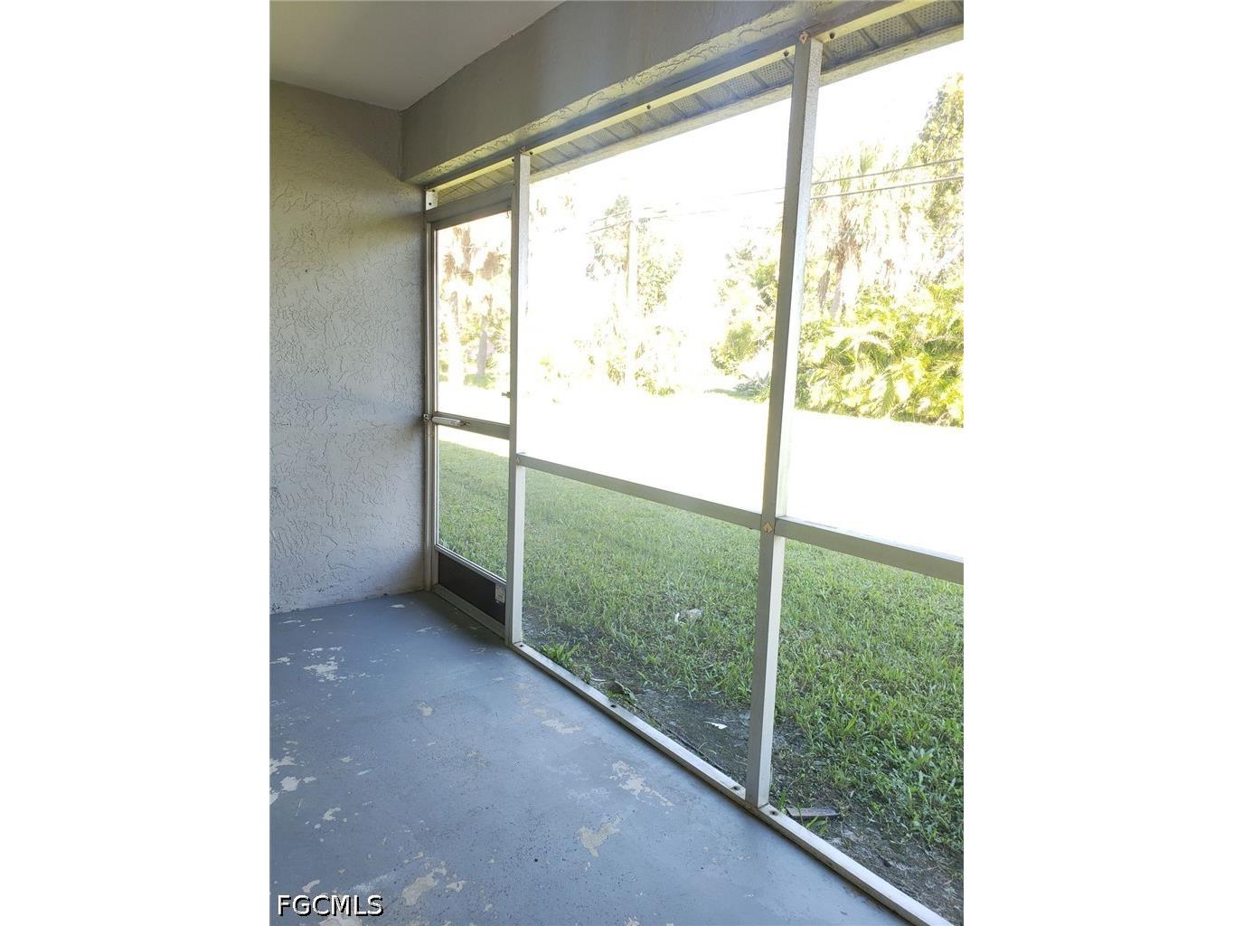 1101 SW 48th Terrace Cape Coral FL 33914 2026022450 image8