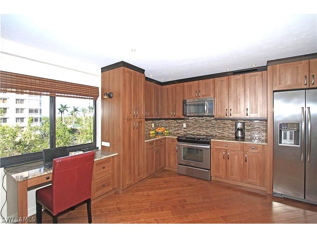 11030 Gulf Shore Drive #202 Naples FL 34108 226008188 image11