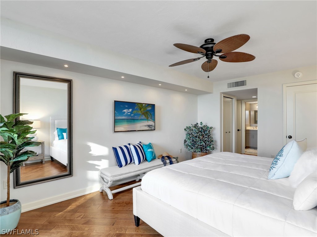 11030 Gulf Shore Drive #202 Naples FL 34108 226008188 image14