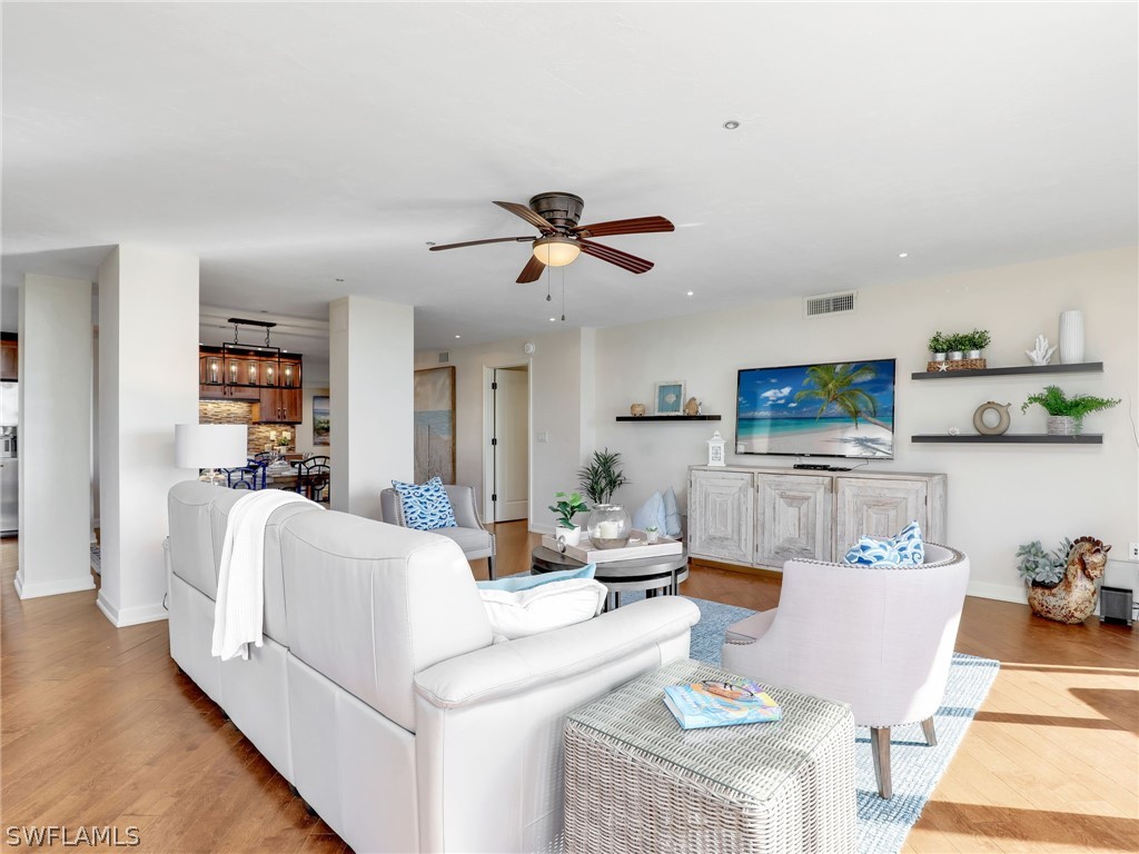 11030 Gulf Shore Drive #202 Naples FL 34108 226008188 image8
