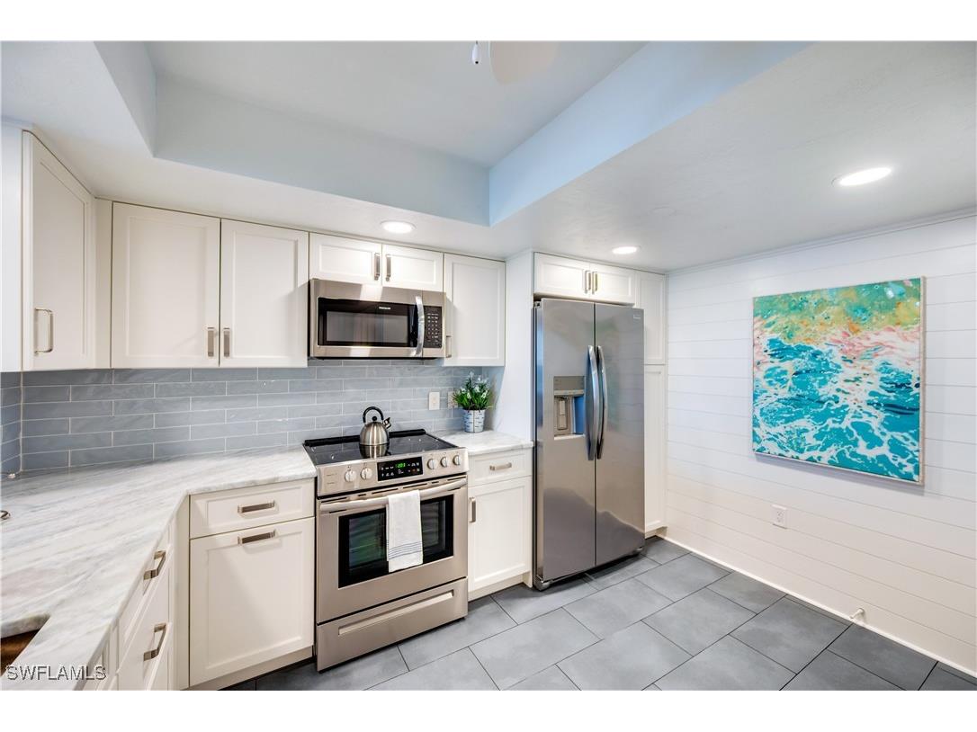 11030 Gulf Shore Drive #401 Naples FL 34108 225061388 image11