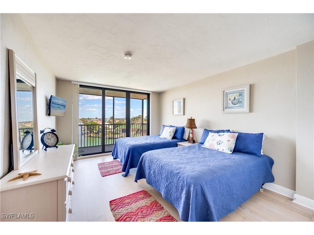 11030 Gulf Shore Drive #401 Naples FL 34108 225061388 image16