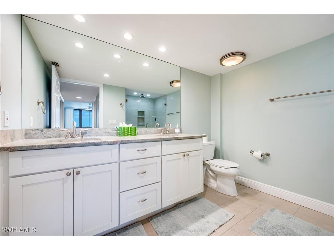 11030 Gulf Shore Drive #401 Naples FL 34108 225061388 image20