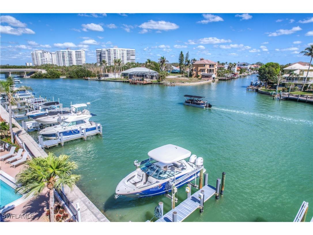 11030 Gulf Shore Drive #401 Naples FL 34108 225061388 image8