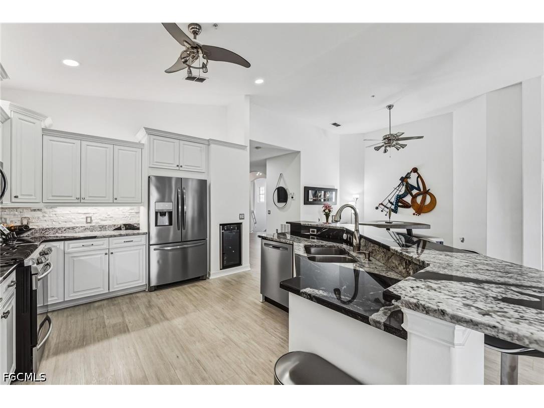 11033 Harbour Yacht Court #202 Fort Myers FL 33908 2026005957 image13