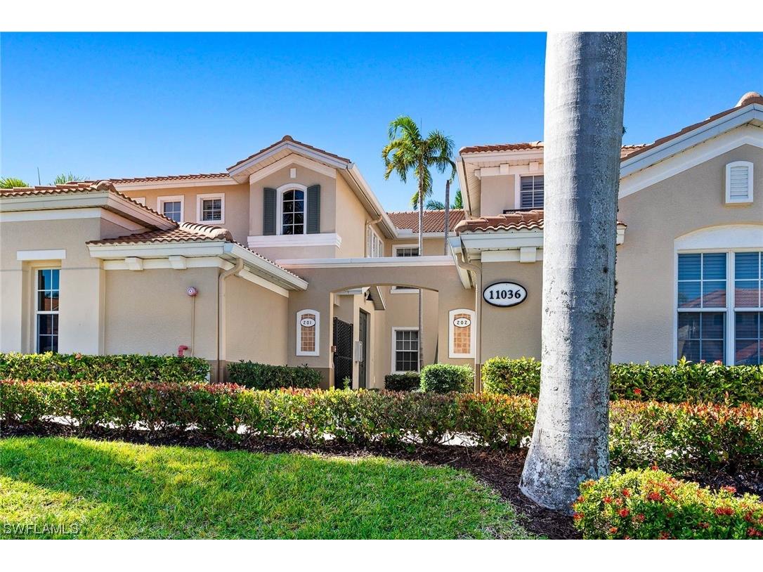 11036 Harbour Yacht Court #201 Fort Myers FL 33908 224013418 image1