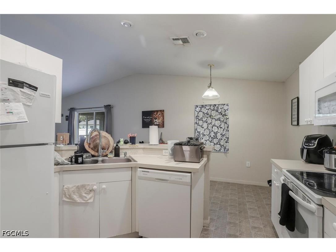 1104-1106 Circle Drive Lehigh Acres FL 33973 2026019929 image12