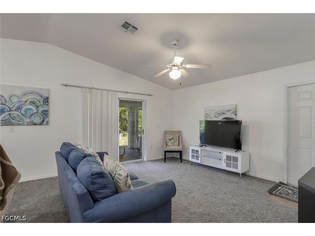 1104-1106 Circle Drive Lehigh Acres FL 33973 2026019929 image6