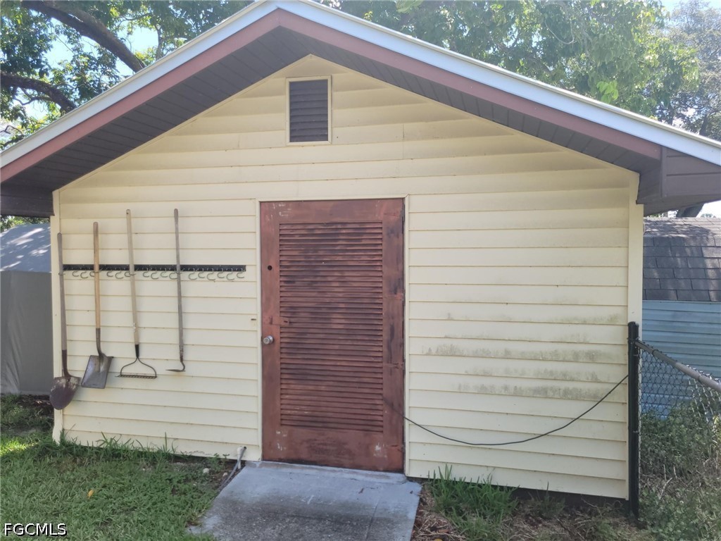 1104 Gulf Street Moore Haven FL 33471 2026016398 image17